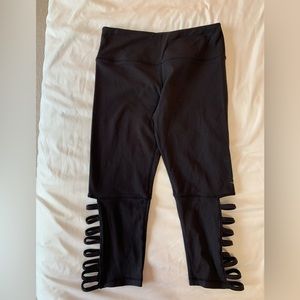 Glyder apparel cropped leggings